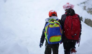 Artvin’de eğitime kar arası