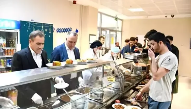 Kaymakam İlyas Memiş, Üniversite Öğrencileriyle İftar Yemeğinde Bir Araya Geldi